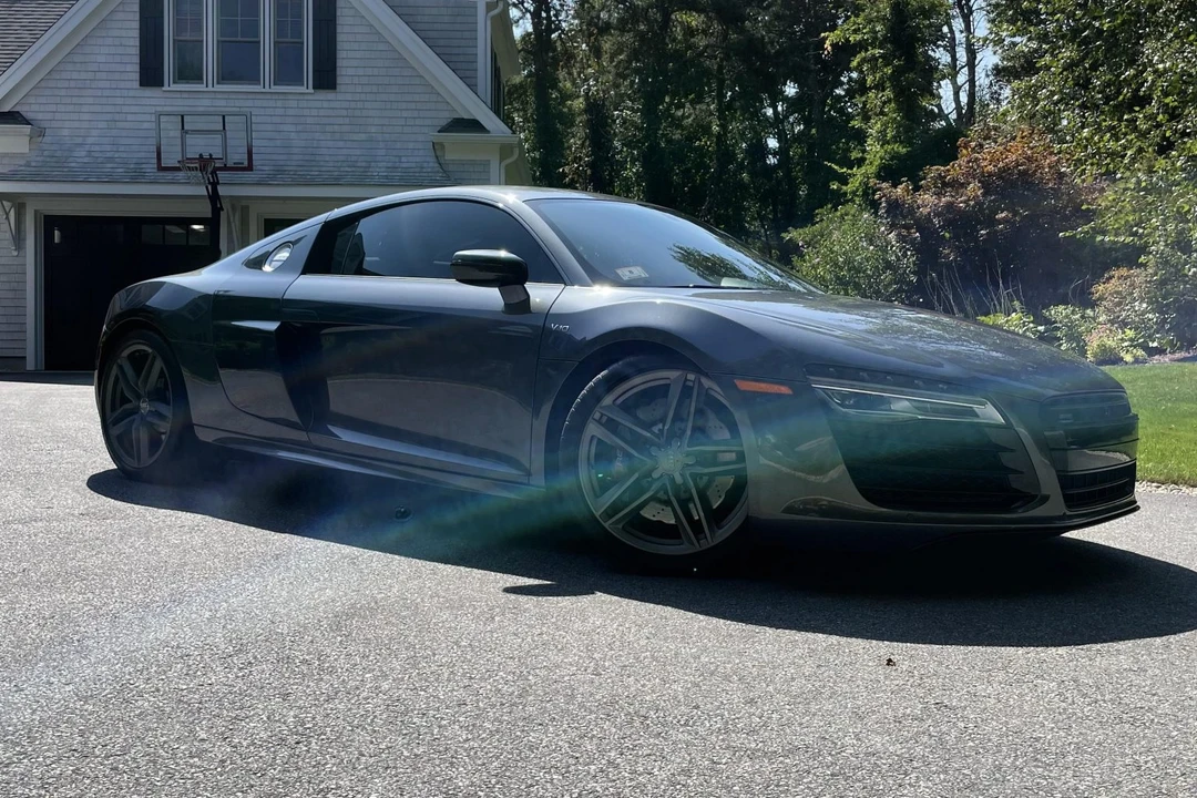 2014 Audi 42 R8 - Image 9 of 31