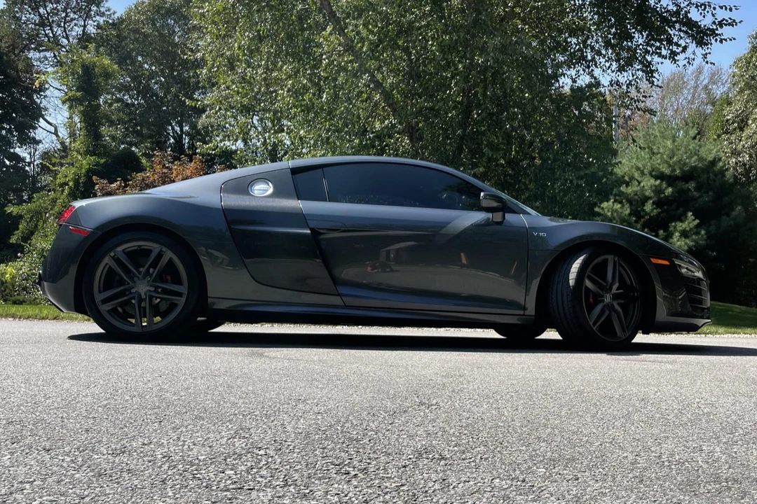 2014 Audi 42 R8 - Image 12 of 31