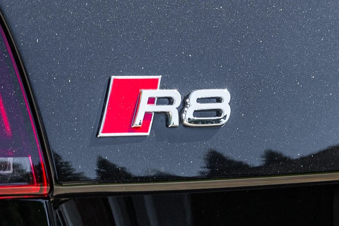 2014 Audi 42 R8 - Image 31 of 31