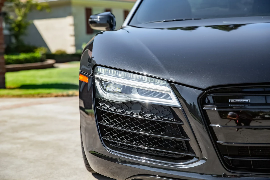 2014 Audi 42 R8 - Image 17 of 31