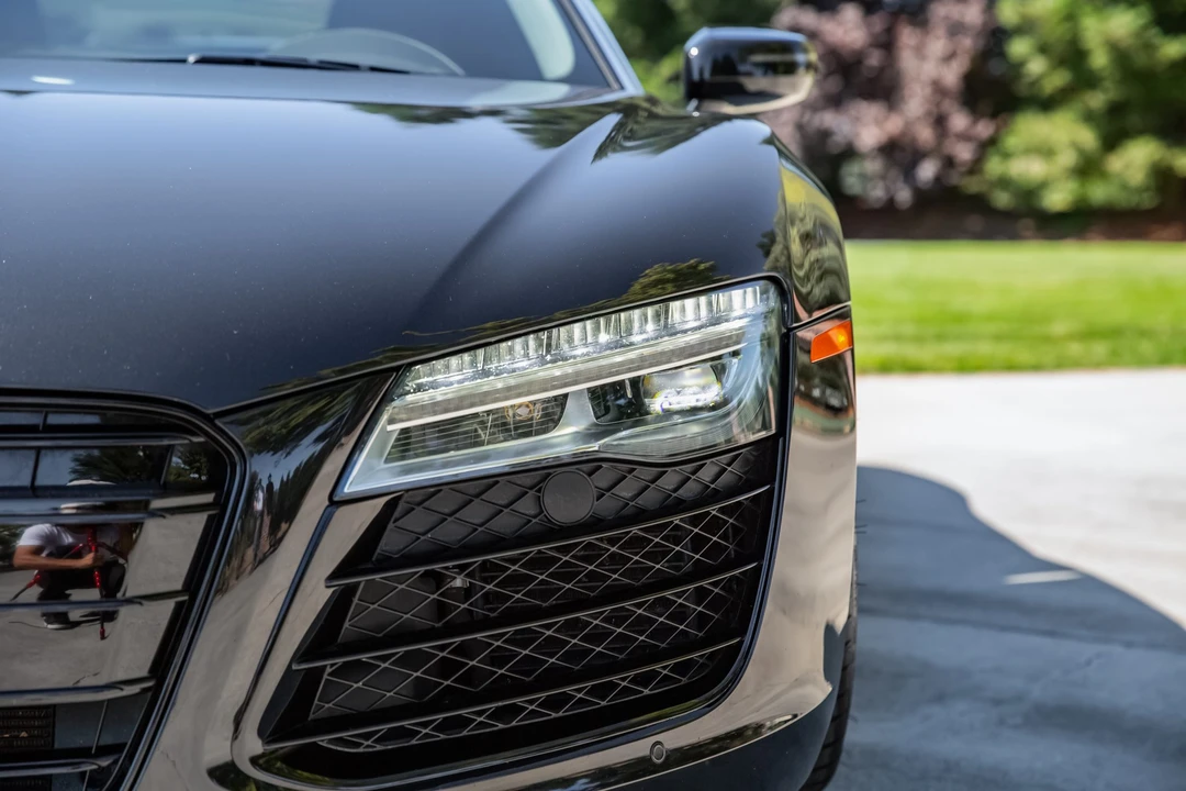 2014 Audi 42 R8 - Image 18 of 31