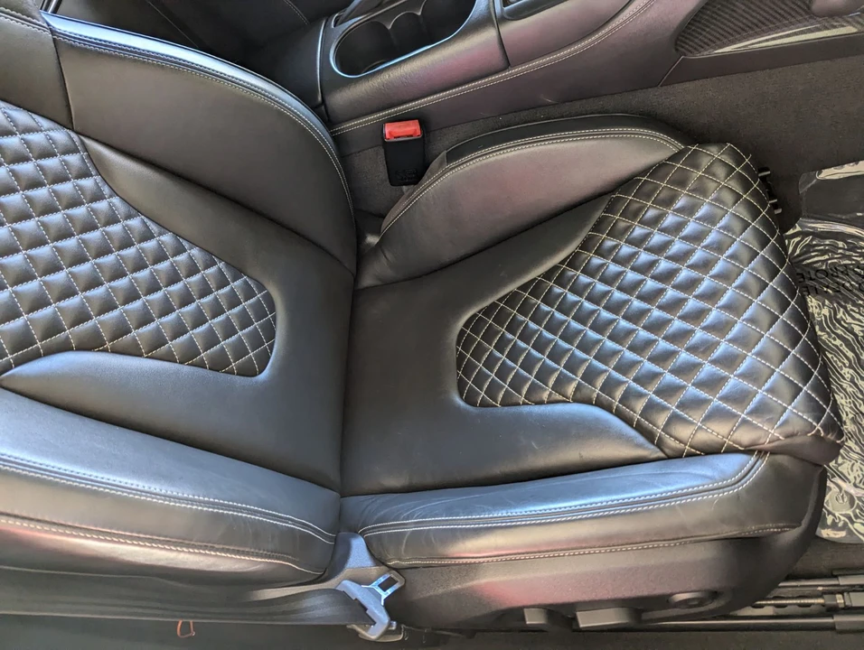 2014 Audi 42 R8 - Image 4 of 31