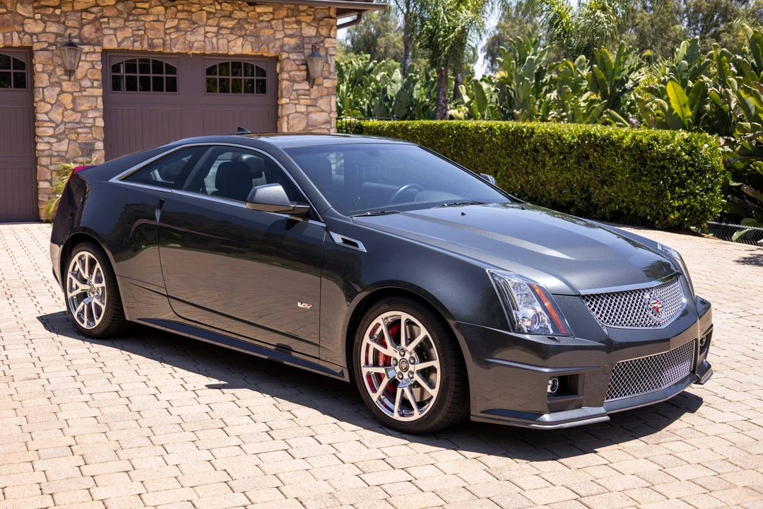 2014 Cadillac CTS-V 2nd Gen - Image 2 of 31