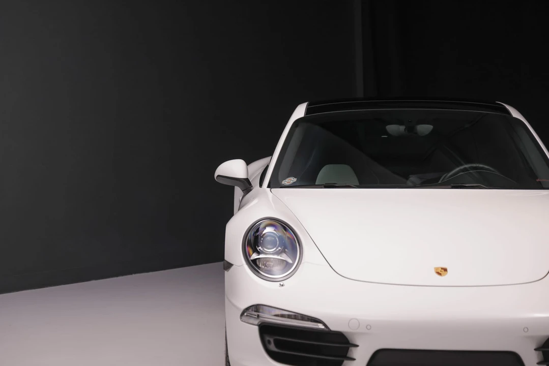 2014 Porsche 991 Carrera 4S - Image 14 of 31