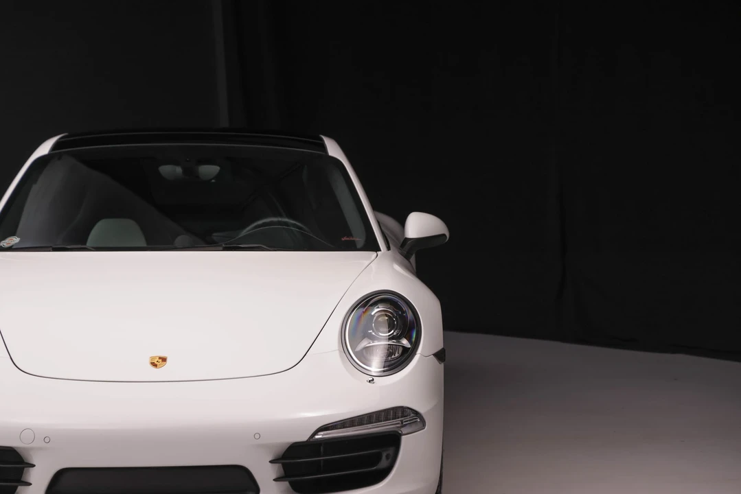 2014 Porsche 991 Carrera 4S - Image 15 of 31