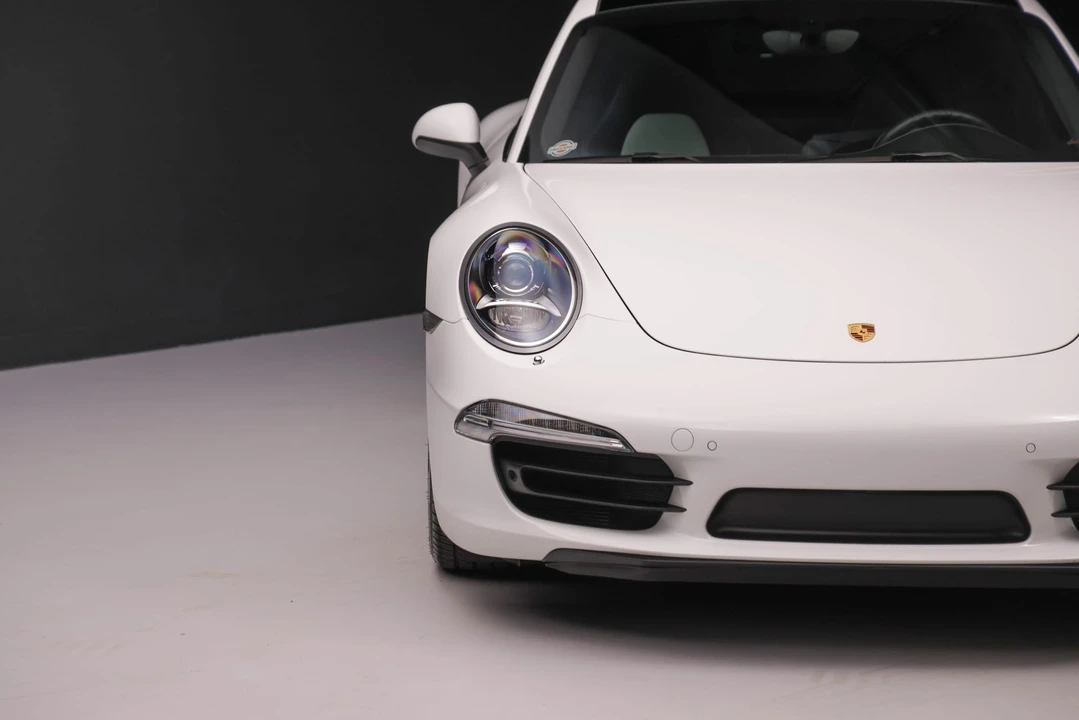 2014 Porsche 991 Carrera 4S - Image 16 of 31