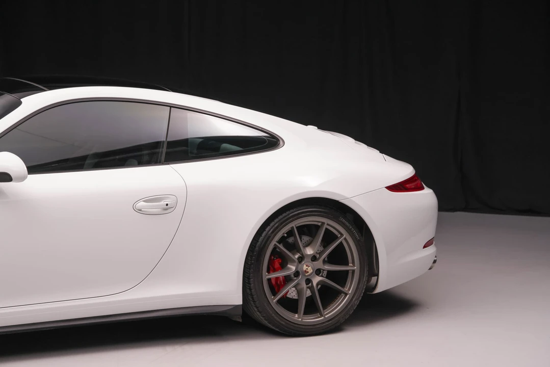 2014 Porsche 991 Carrera 4S - Image 24 of 31