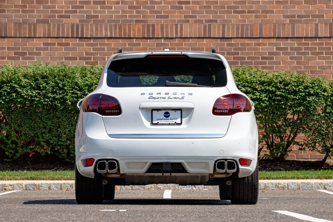 2014 Porsche 958 Cayenne Turbo - Image 10 of 31