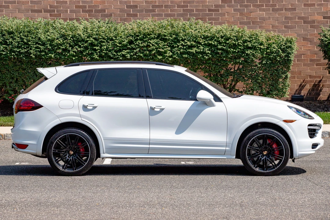 2014 Porsche 958 Cayenne Turbo - Image 17 of 31