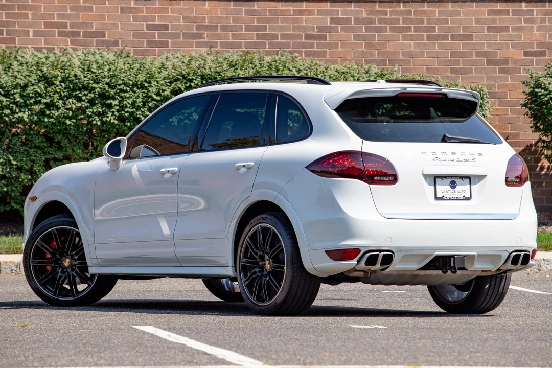 2014 Porsche 958 Cayenne Turbo - Image 9 of 31