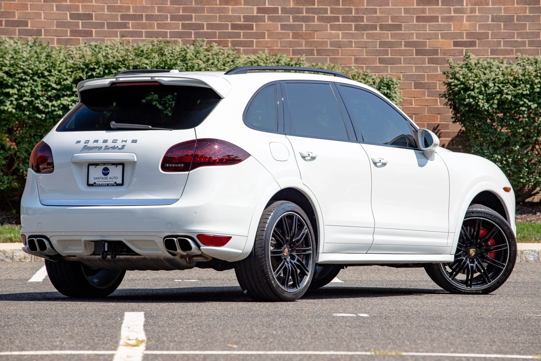 2014 Porsche 958 Cayenne Turbo - Image 13 of 31