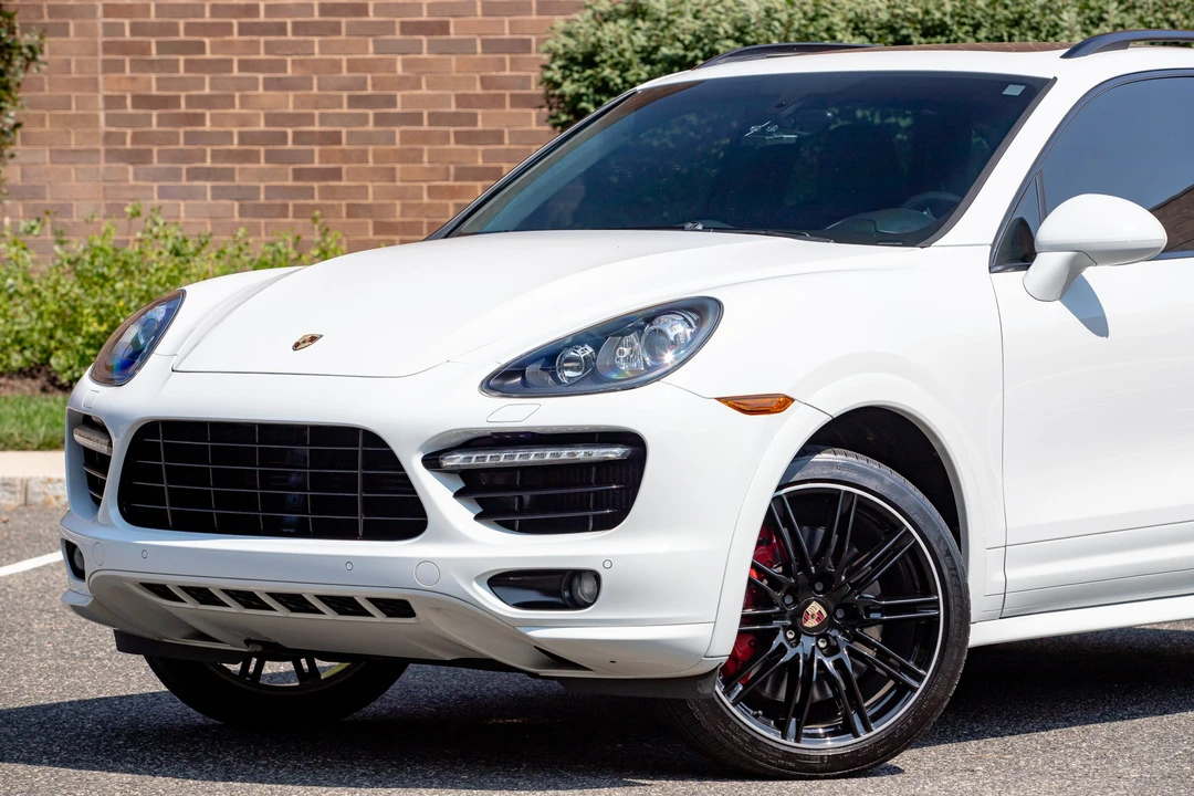 2014 Porsche 958 Cayenne Turbo - Image 24 of 31