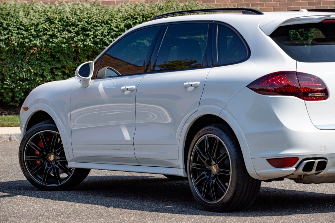 2014 Porsche 958 Cayenne Turbo - Image 26 of 31