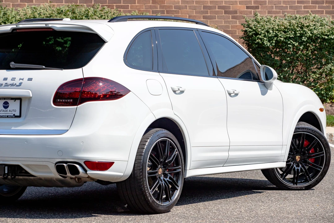 2014 Porsche 958 Cayenne Turbo - Image 29 of 31