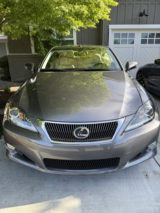 2015 Lexus IS 3rd Gen - Image 11 of 31