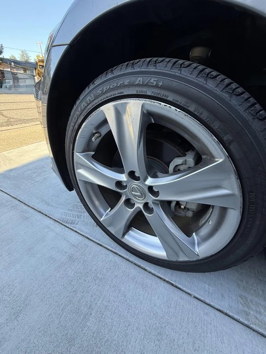 2015 Lexus IS 3rd Gen - Image 19 of 31