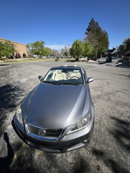 2015 Lexus IS 3rd Gen - Image 9 of 31