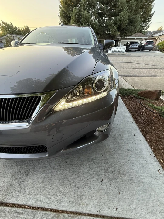 2015 Lexus IS 3rd Gen - Image 13 of 31