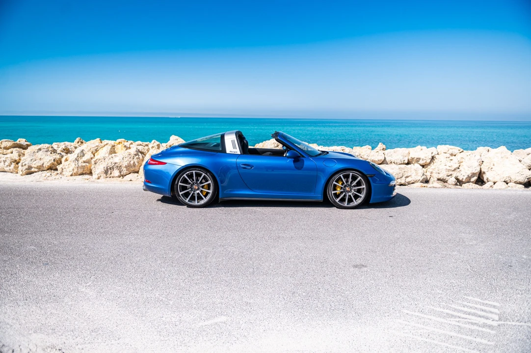 2015 Porsche 991 Targa 4 & 4S - Image 15 of 31