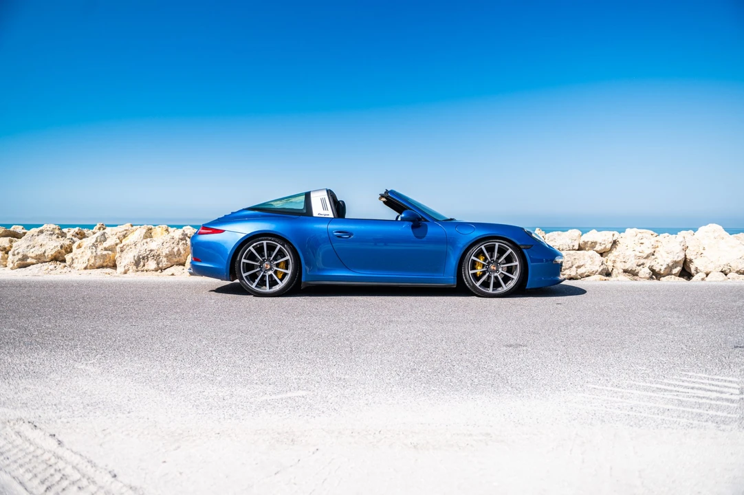2015 Porsche 991 Targa 4 & 4S - Image 16 of 31