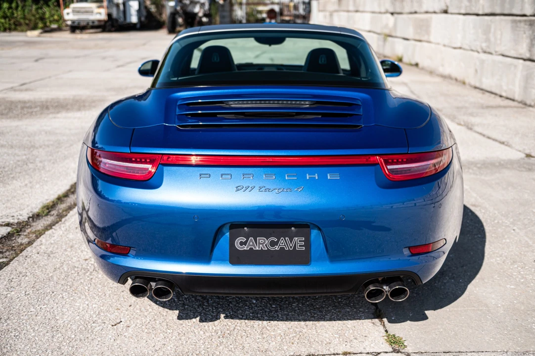 2015 Porsche 991 Targa 4 & 4S - Image 29 of 31