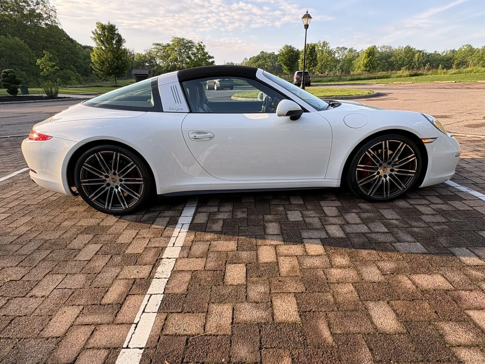 2015 Porsche 991 Targa 4 & 4S - Image 6 of 31