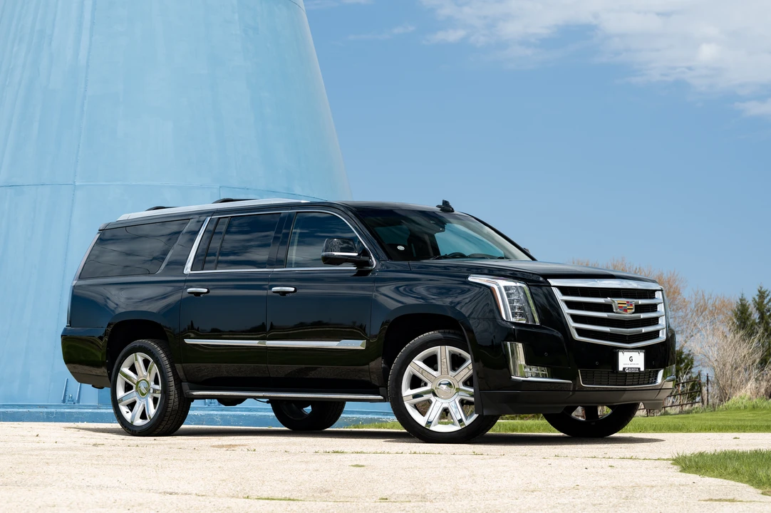2016 Cadillac Escalade 4th Gen - Image 11 of 31
