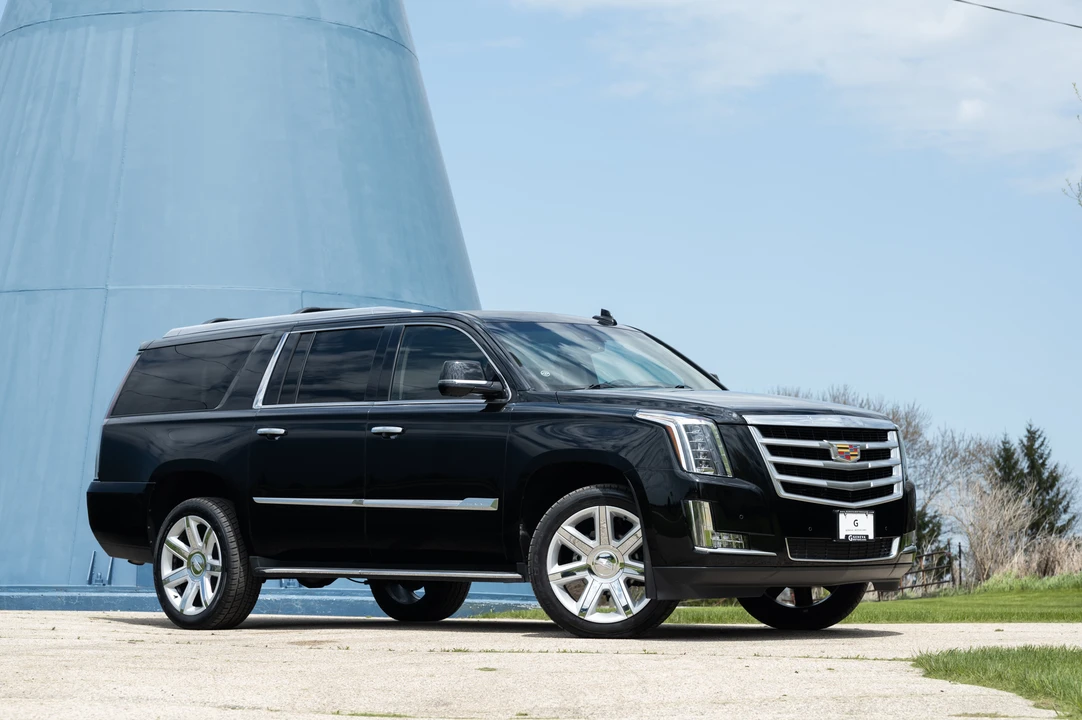 2016 Cadillac Escalade 4th Gen - Image 12 of 31