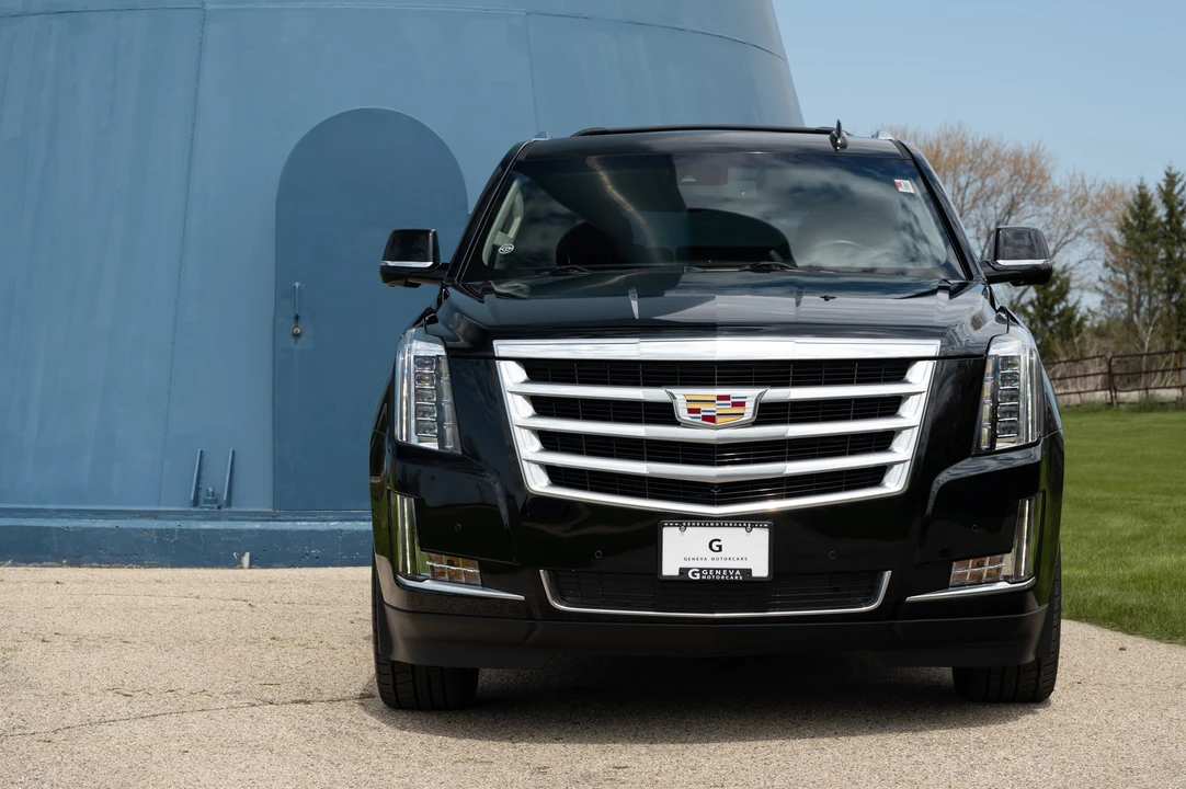 2016 Cadillac Escalade 4th Gen - Image 13 of 31