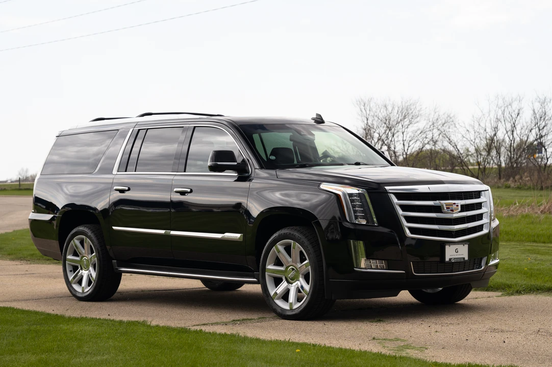 2016 Cadillac Escalade 4th Gen - Image 24 of 31