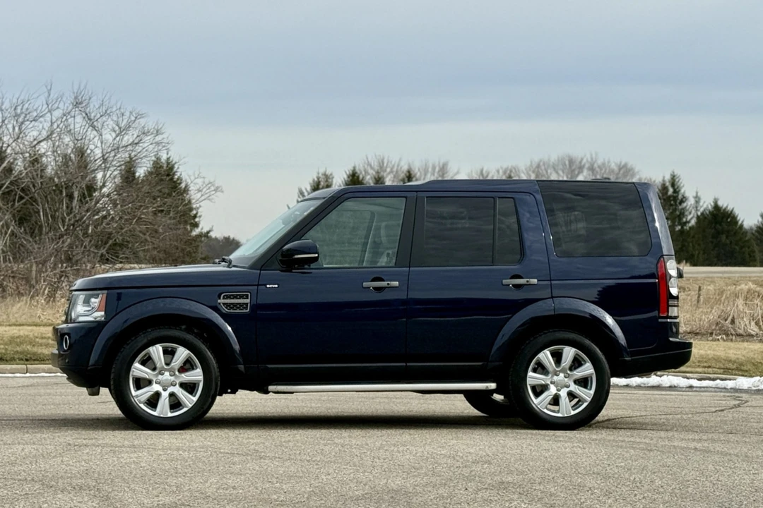 2016 Land Rover Discovery 4th Gen - Image 3 of 7