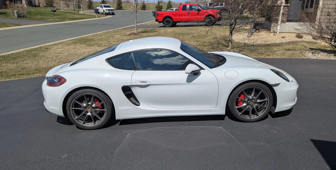 2016 Porsche 981 Cayman S - Image 9 of 31