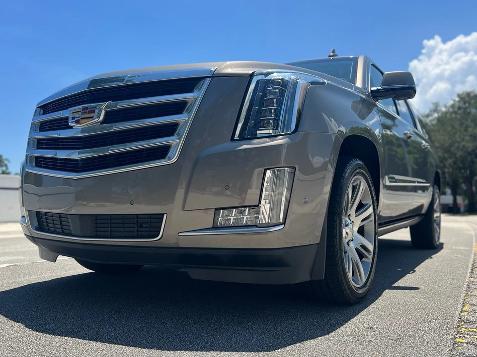2017 Cadillac Escalade 4th Gen - Image 7 of 31