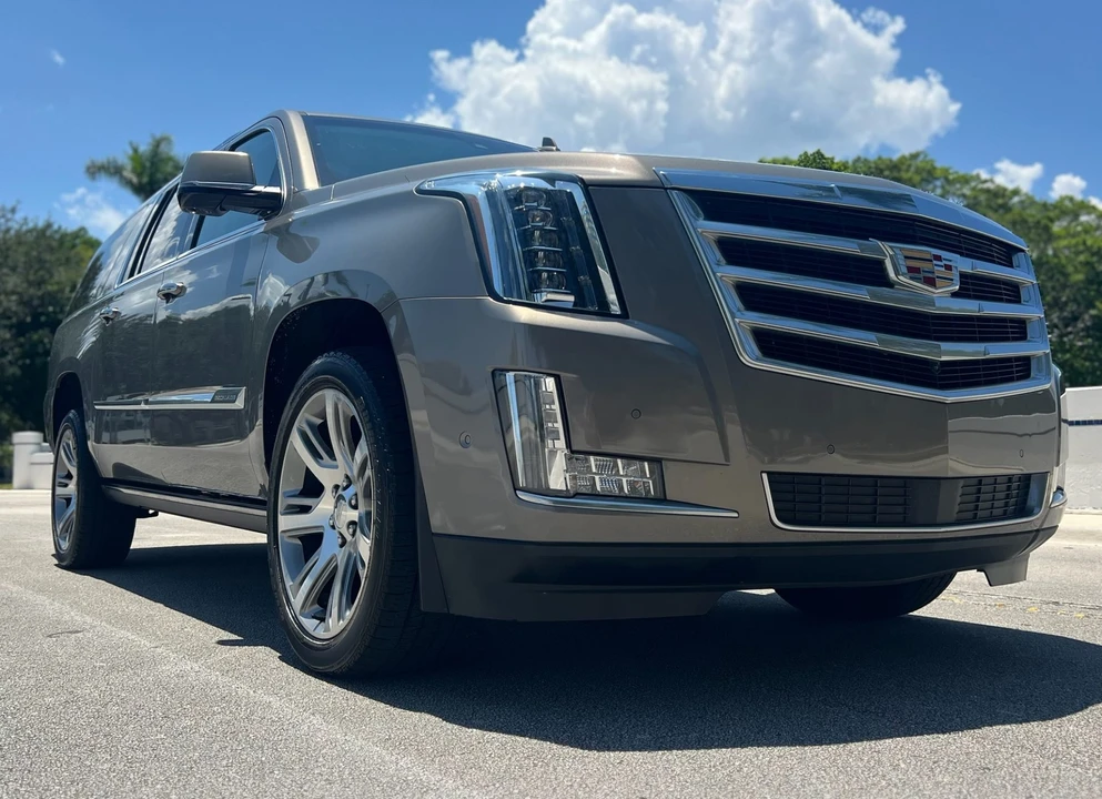 2017 Cadillac Escalade 4th Gen - Image 14 of 31