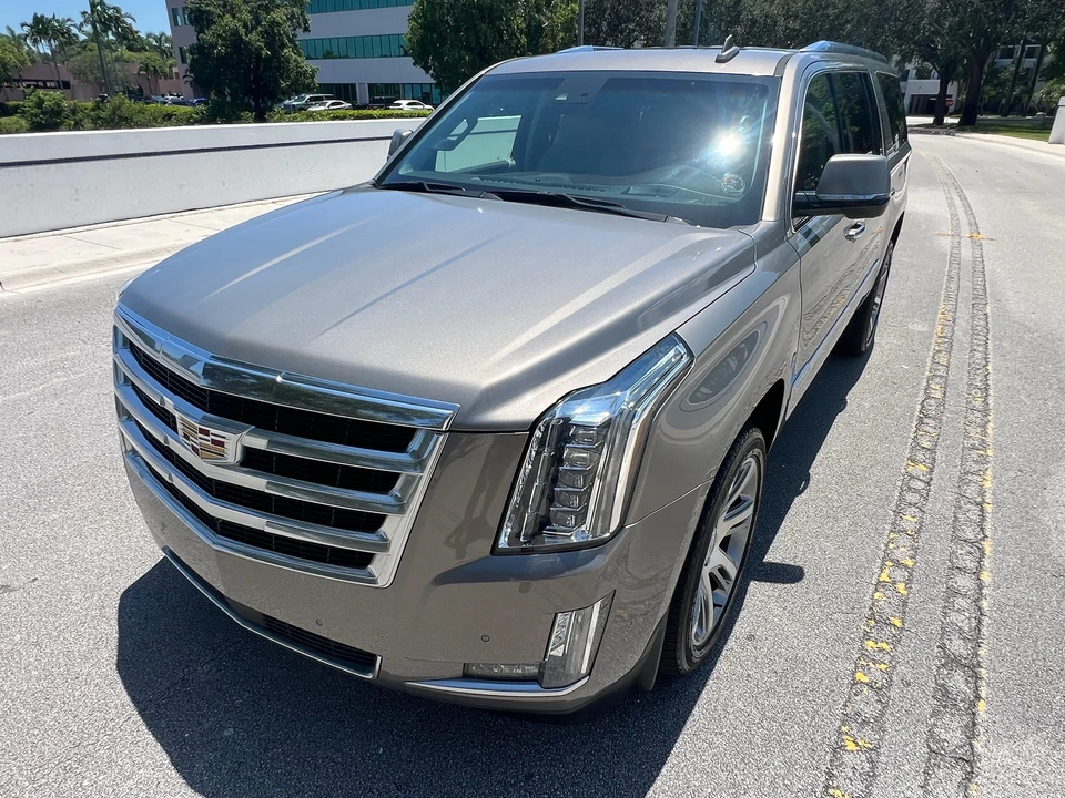 2017 Cadillac Escalade 4th Gen - Image 6 of 31