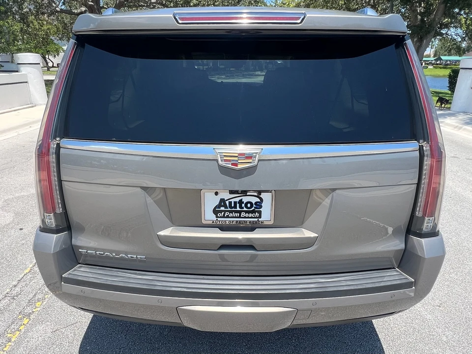 2017 Cadillac Escalade 4th Gen - Image 30 of 31