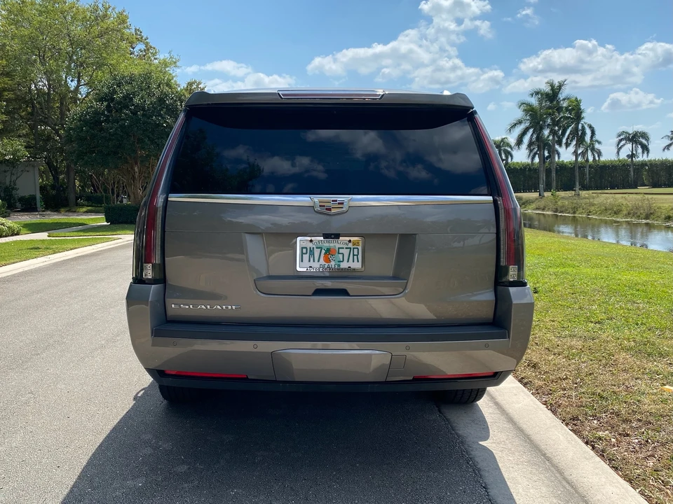 2017 Cadillac Escalade 4th Gen - Image 31 of 31