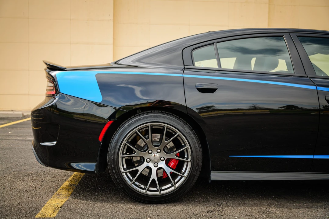 2017 Dodge Charger SRT & 392 7th Gen - Image 25 of 31