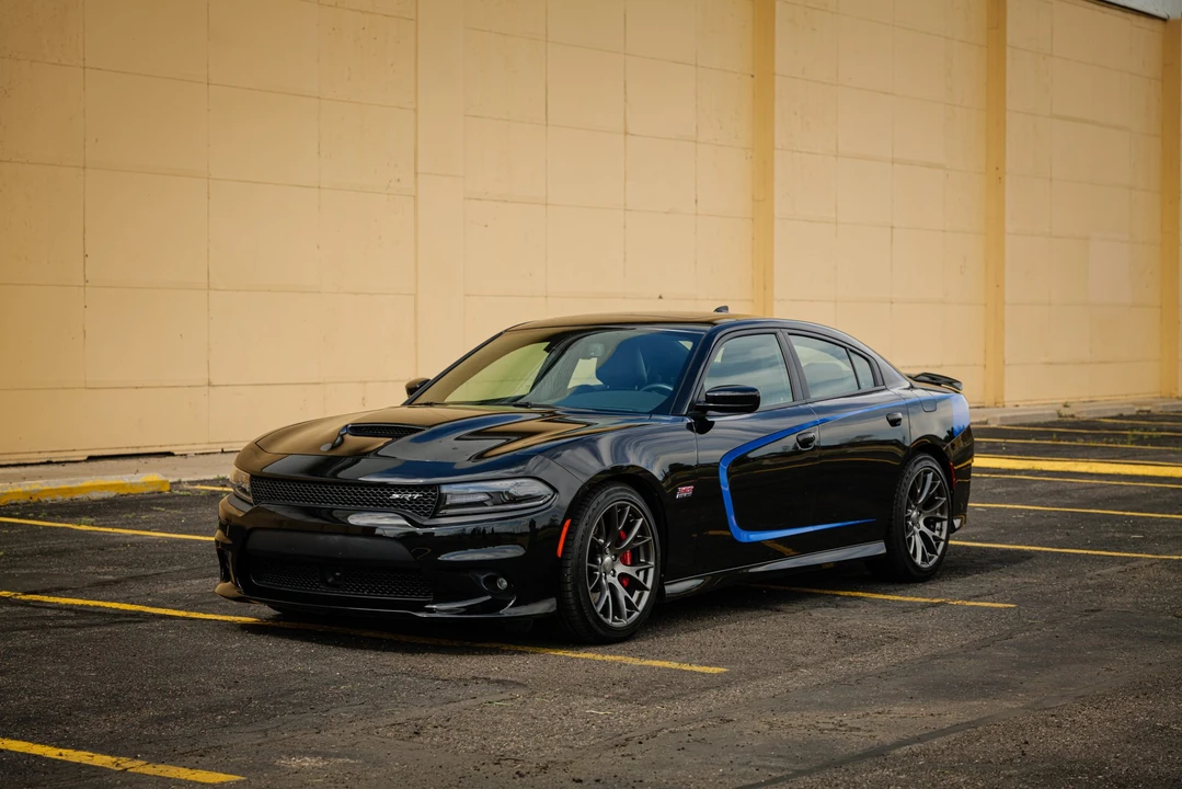 2017 Dodge Charger SRT & 392 7th Gen - Image 4 of 31