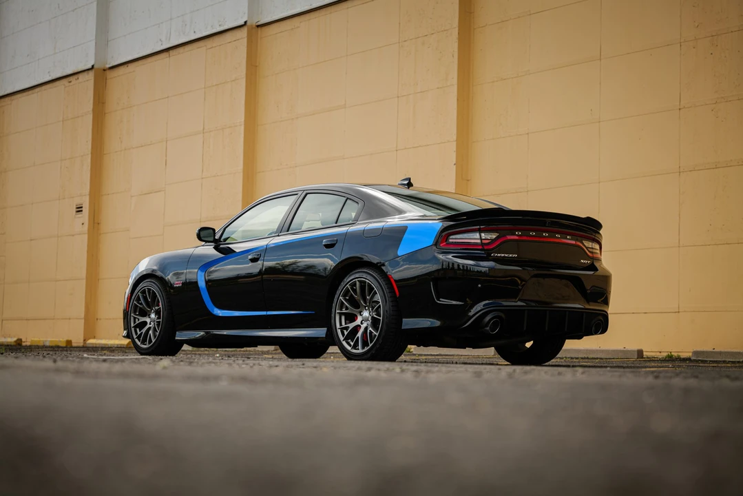 2017 Dodge Charger SRT & 392 7th Gen - Image 7 of 31