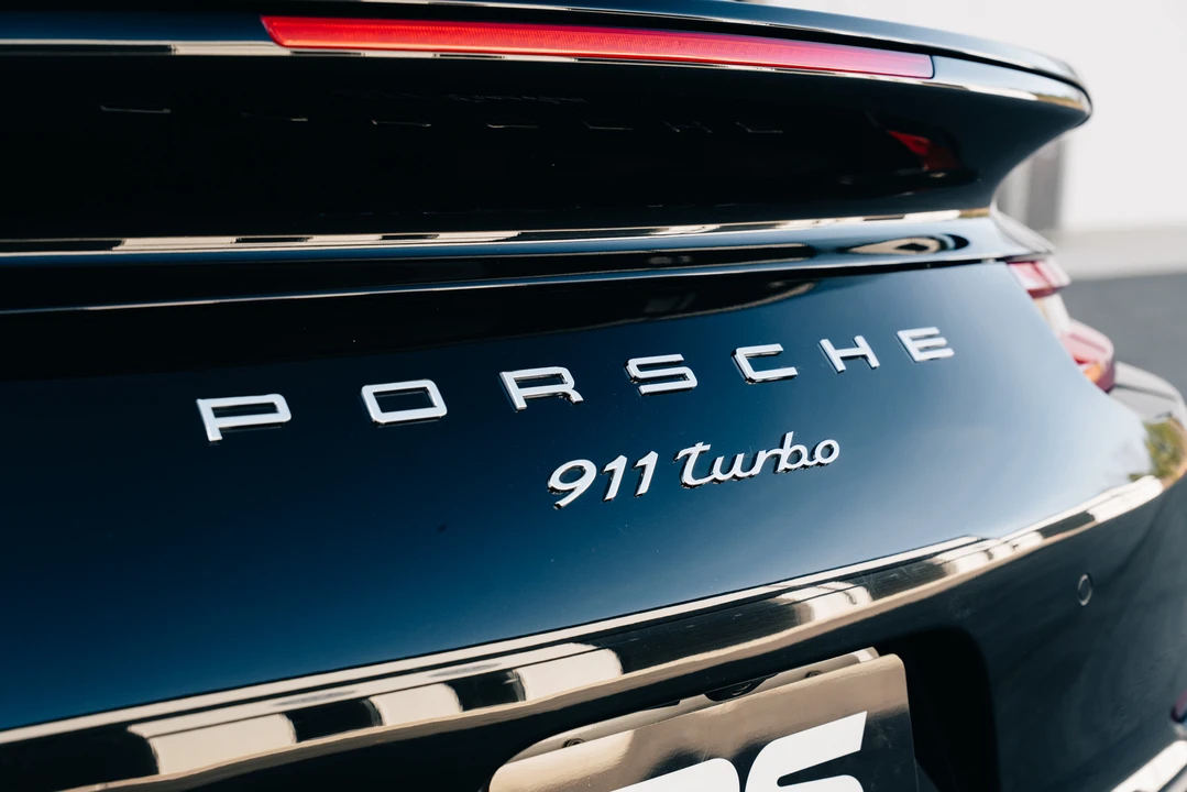 2017 Porsche 991 Turbo - Image 29 of 31