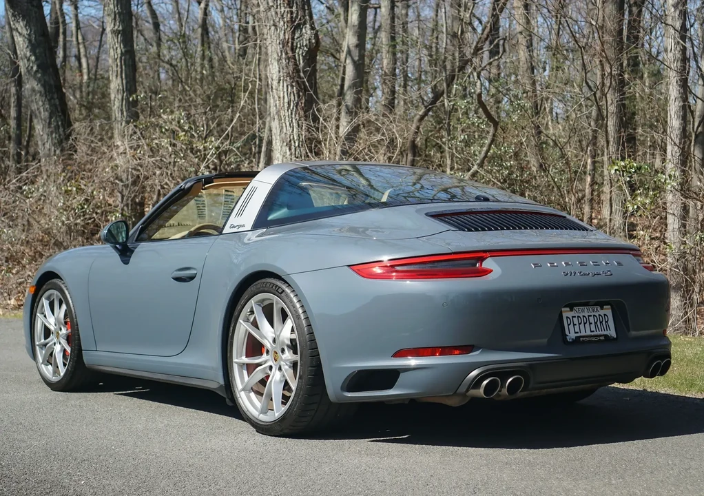 2017 Porsche 991 Targa 4 & 4S - Image 5 of 6