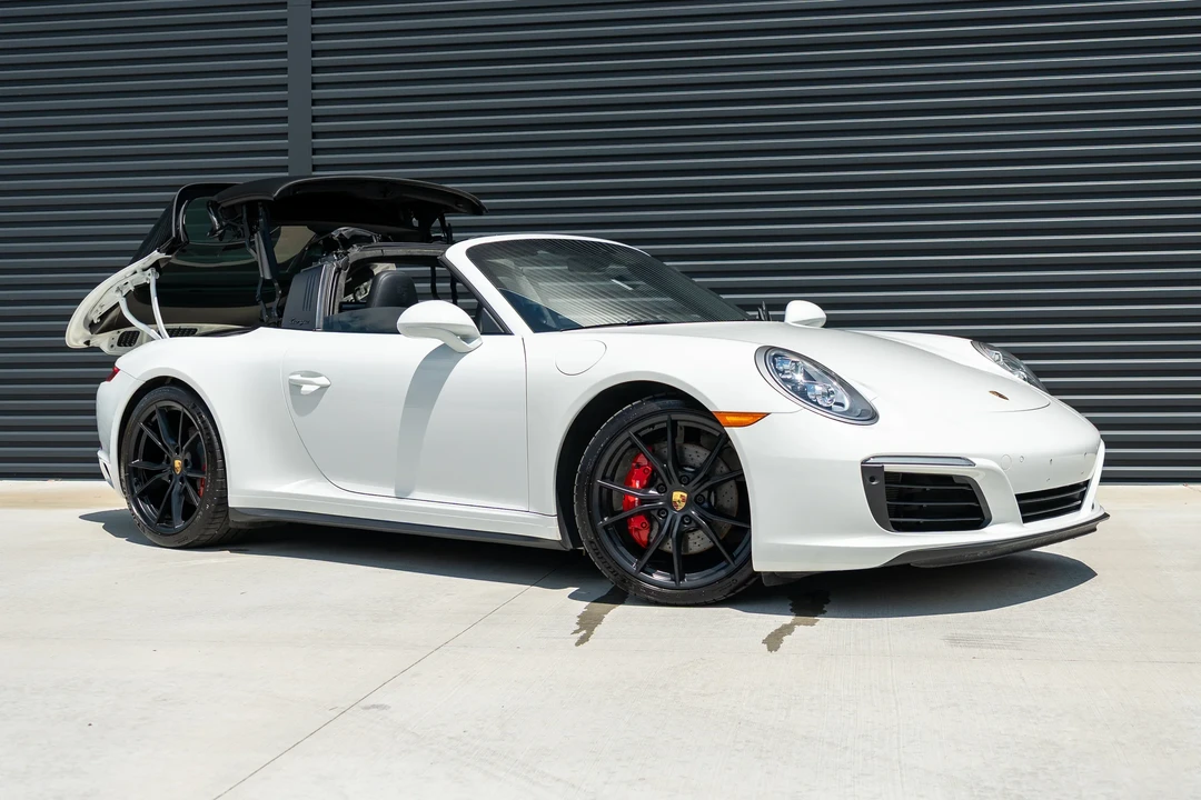 2019 Porsche 991 Targa 4 & 4S - Image 22 of 31