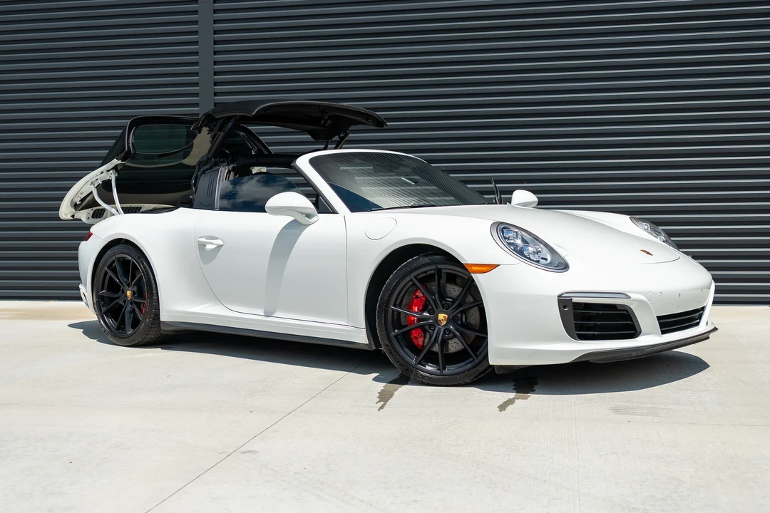 2019 Porsche 991 Targa 4 & 4S - Image 21 of 31