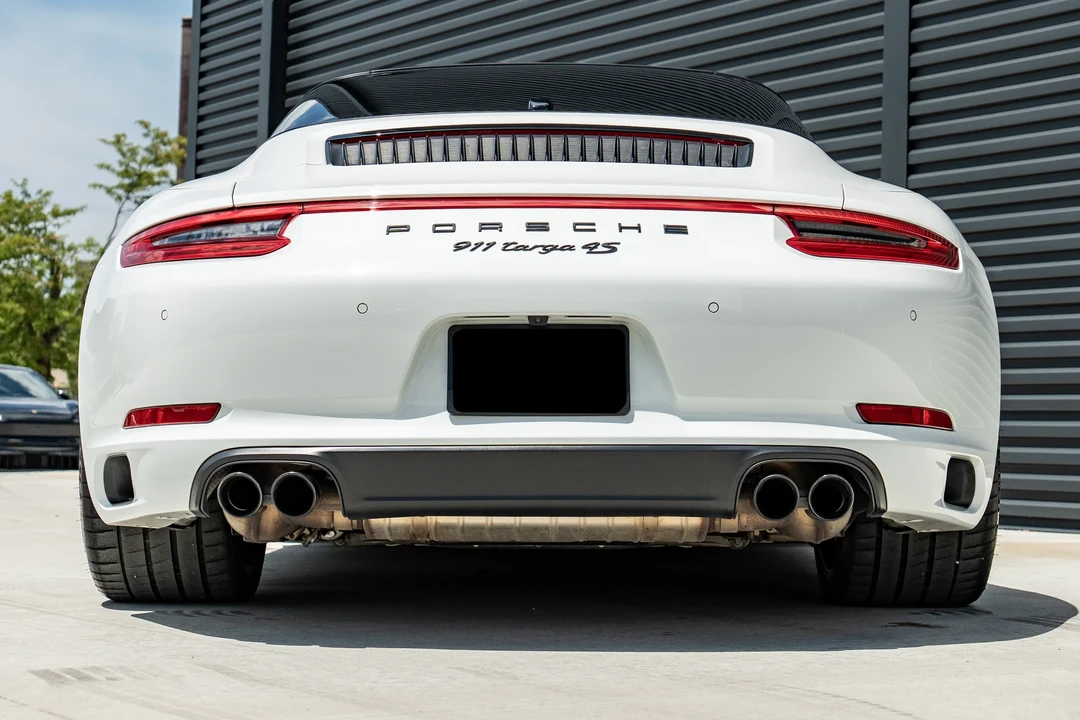 2019 Porsche 991 Targa 4 & 4S - Image 13 of 31