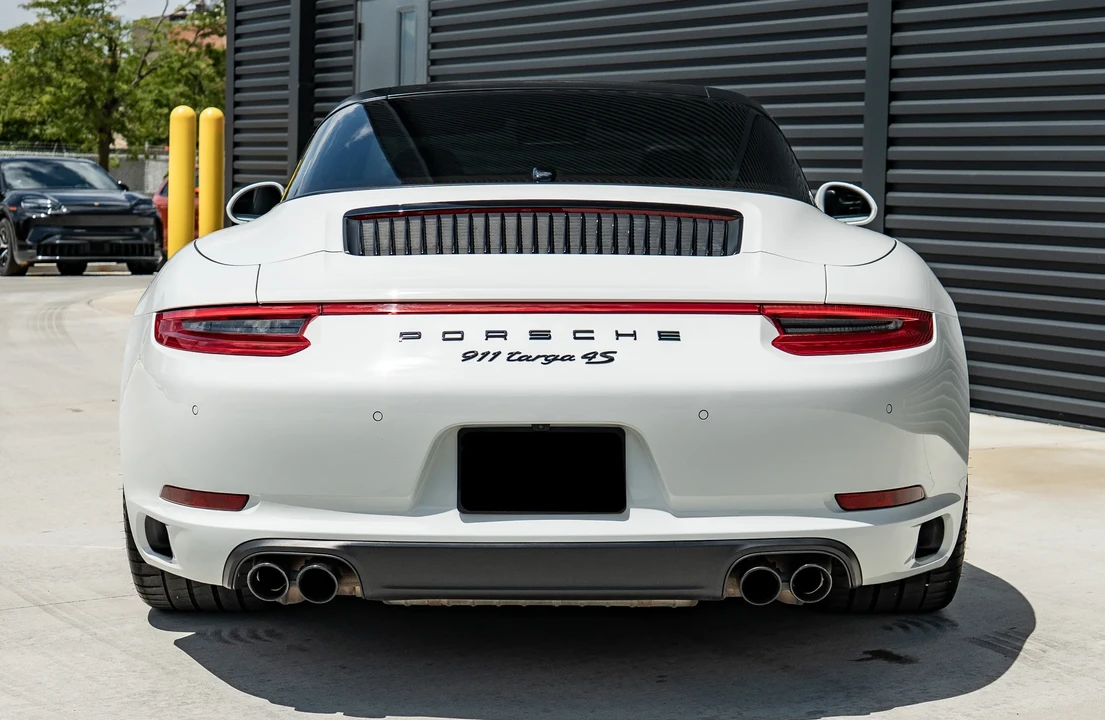 2019 Porsche 991 Targa 4 & 4S - Image 12 of 31