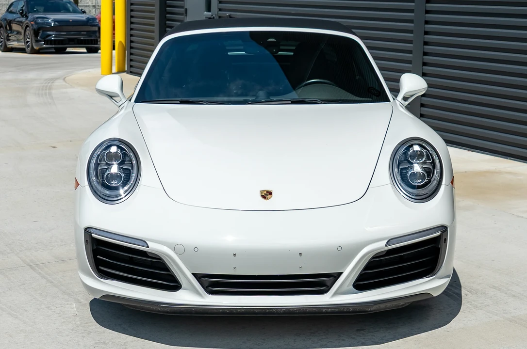2019 Porsche 991 Targa 4 & 4S - Image 26 of 31