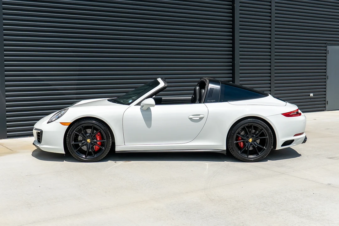 2019 Porsche 991 Targa 4 & 4S - Image 6 of 31