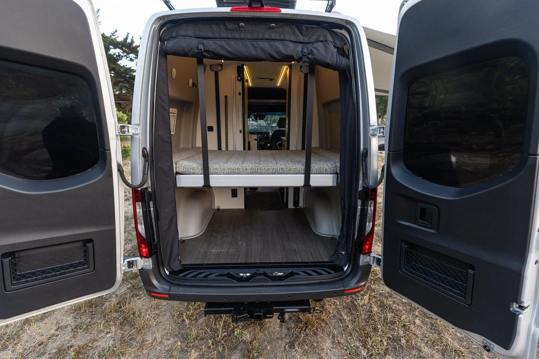 2019 Winnebago - Image 28 of 31