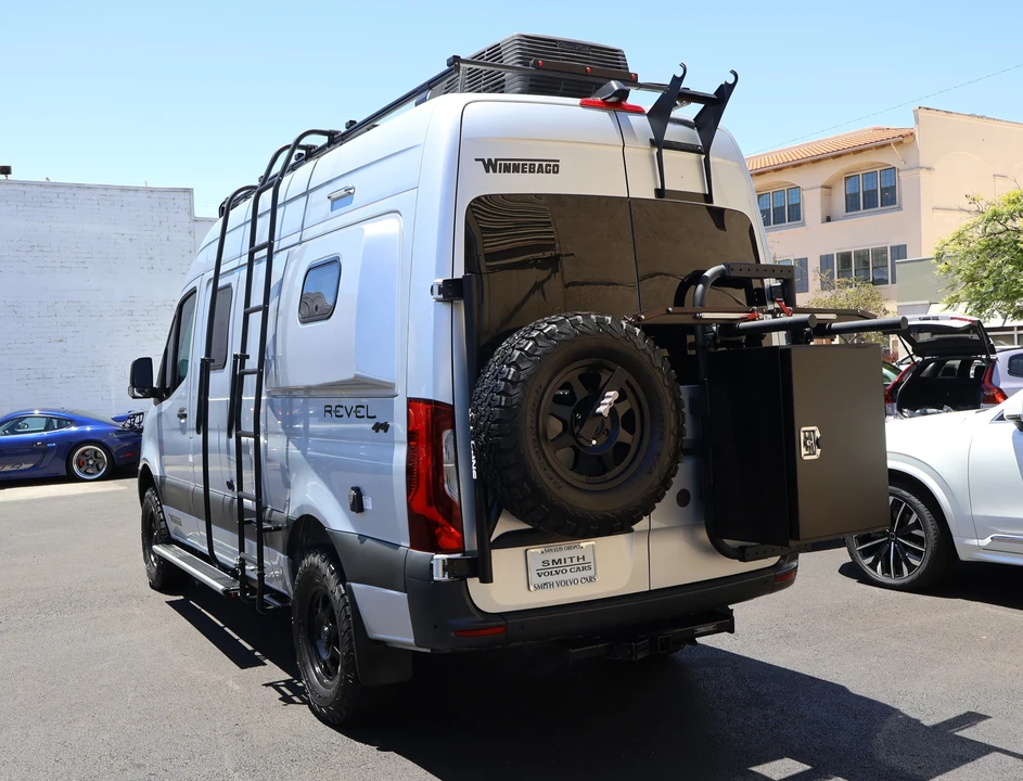 2019 Winnebago - Image 10 of 31